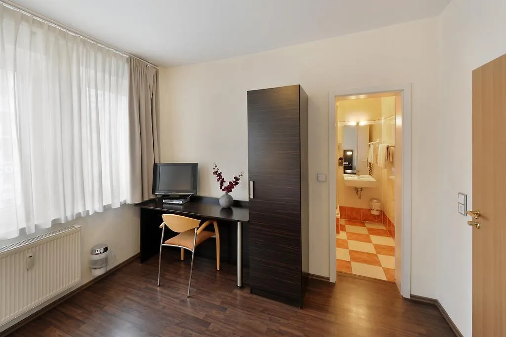 Fair Hotel Frankfurt - Europaallee Messe Frankfurt am Main 3*,